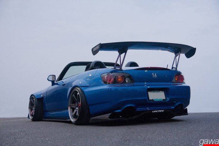 964684_633270236701256_506459983_o