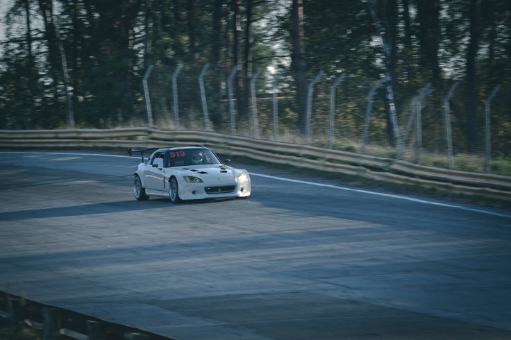 9416328348_7012108137_b