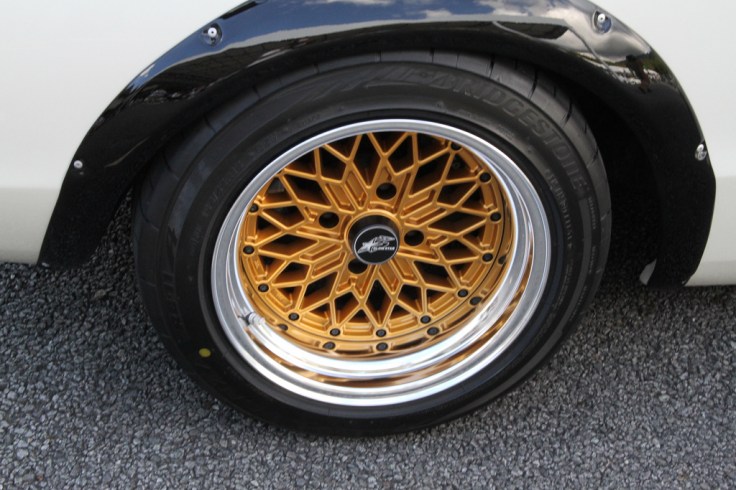 10680646195_debffaf757_b