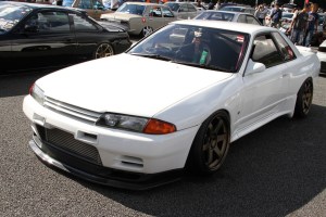 R32 Perfection – MoMoHitsTheSpot!