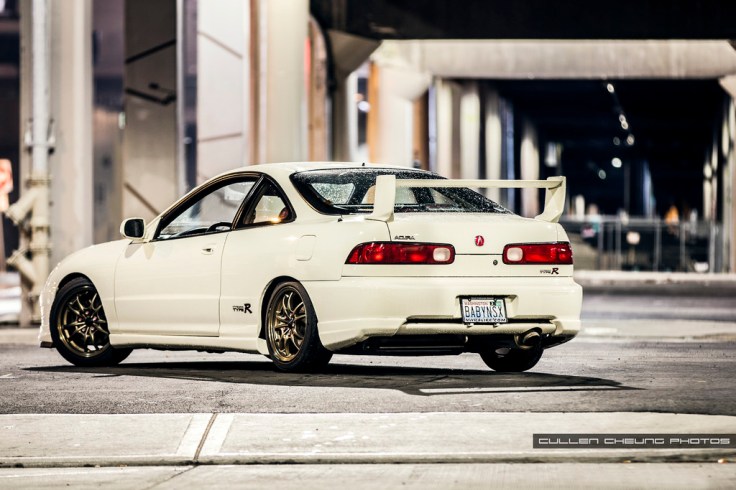 12203191376_3f8b171403_b